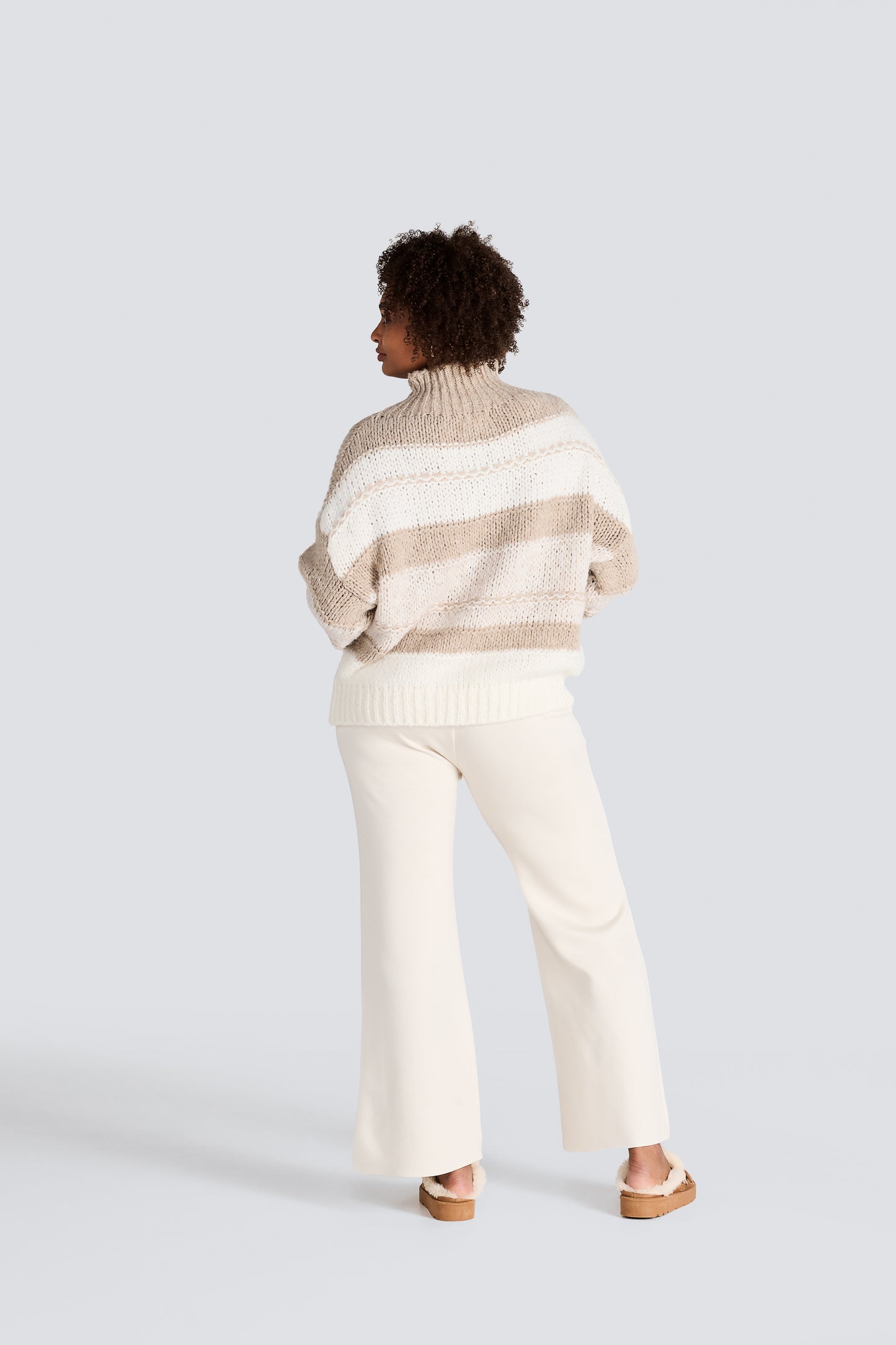 Jessica Laura - Cream/Beige Knit Sweater