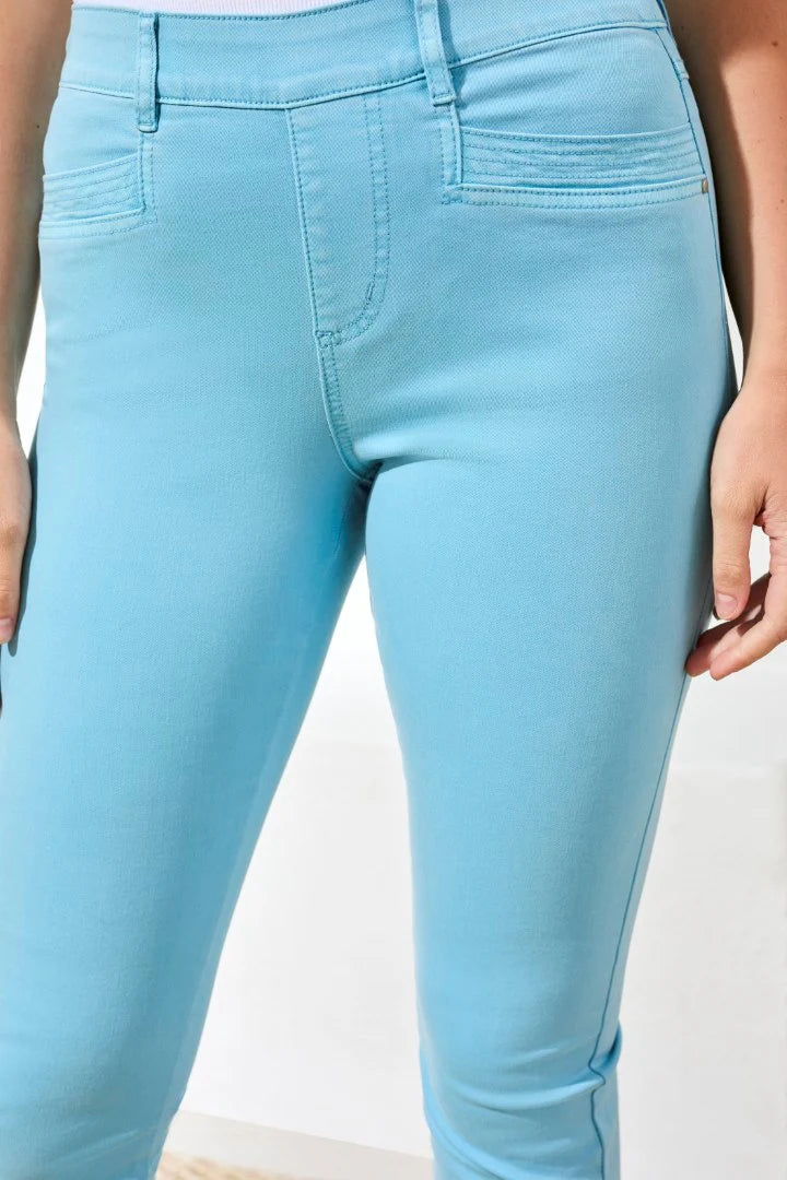 Comfort Stretch Pull-On Slim Leg Capris