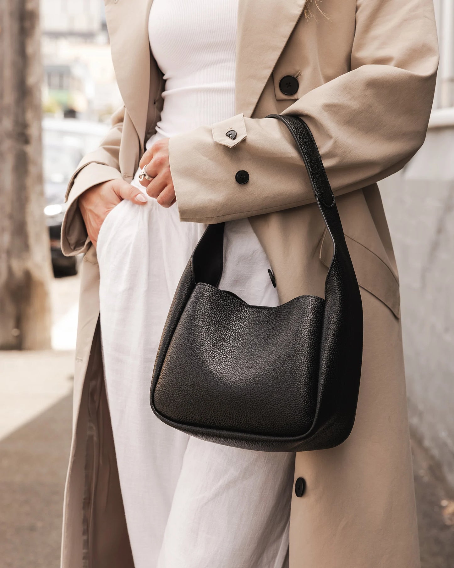 Kendall Shoulder Bag - black