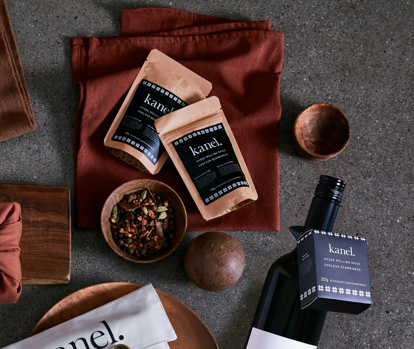 Hygge Hanging Wine Box