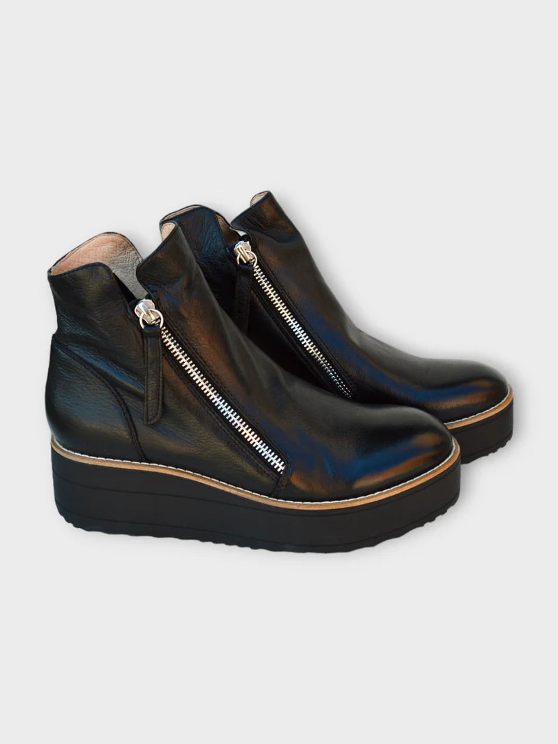 Django & Juliette - Nene - Black