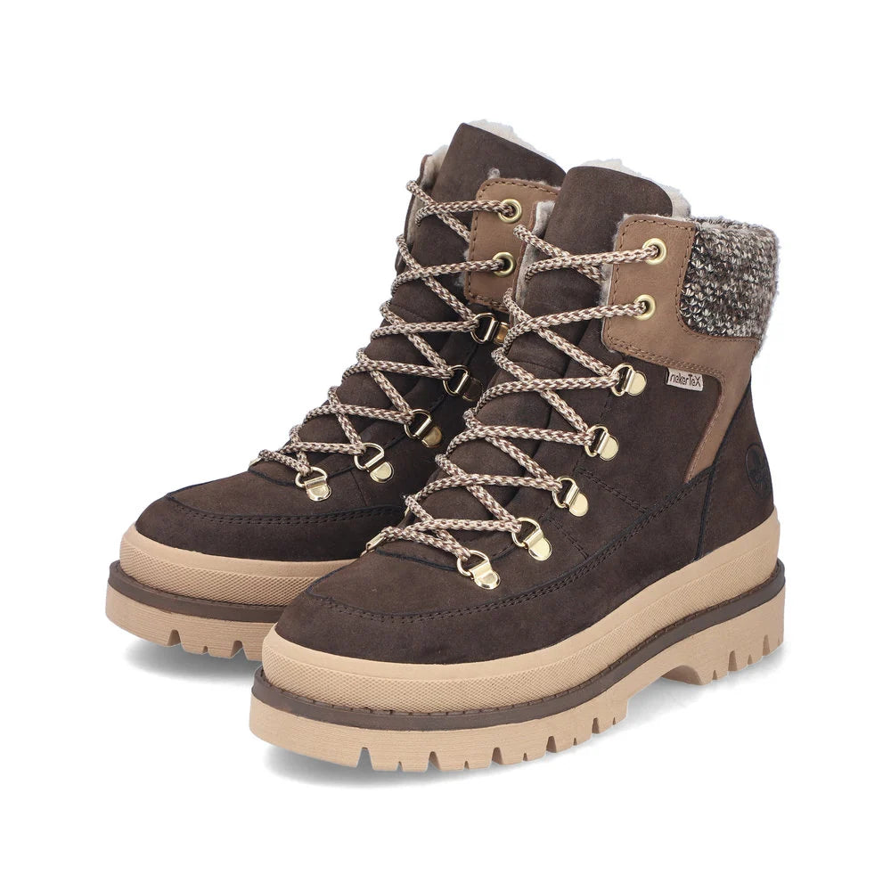 Trudie hiker