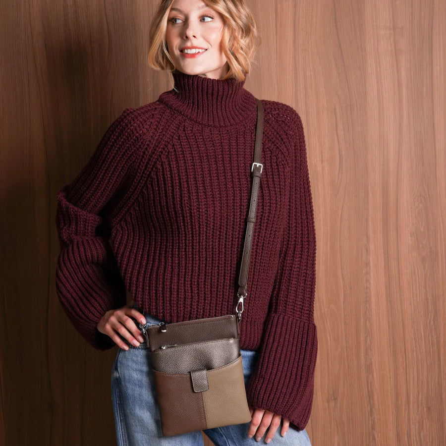 Cindy Crossbody Bag in Brown
