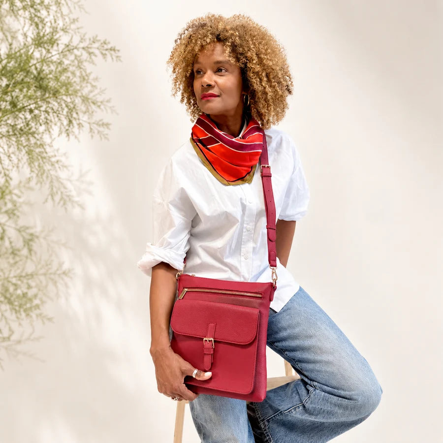 Dawn Crossbody Messenger in Red