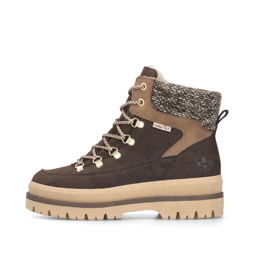 Trudie hiker