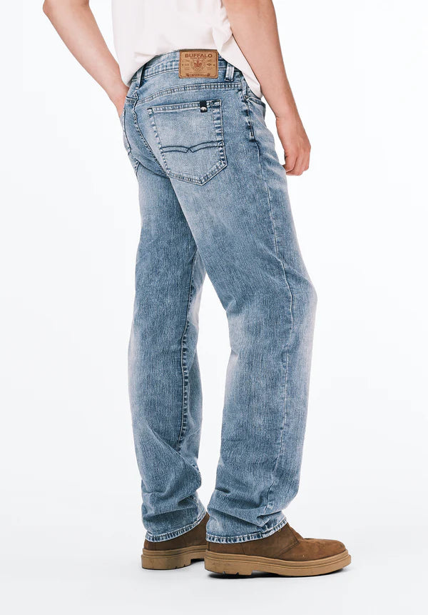 Relaxed Straight Driven Men's Jeans - Light Blue