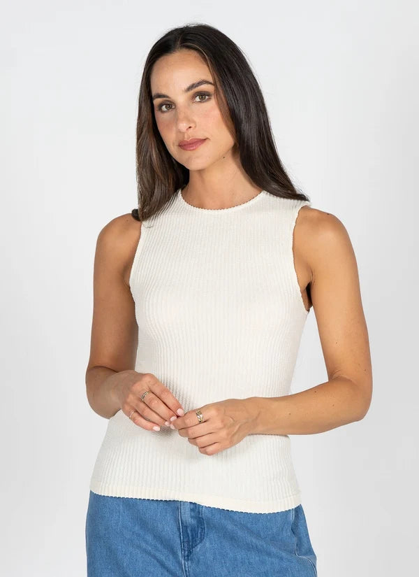 Seamless Textured Crew Neck Tank in Ivory