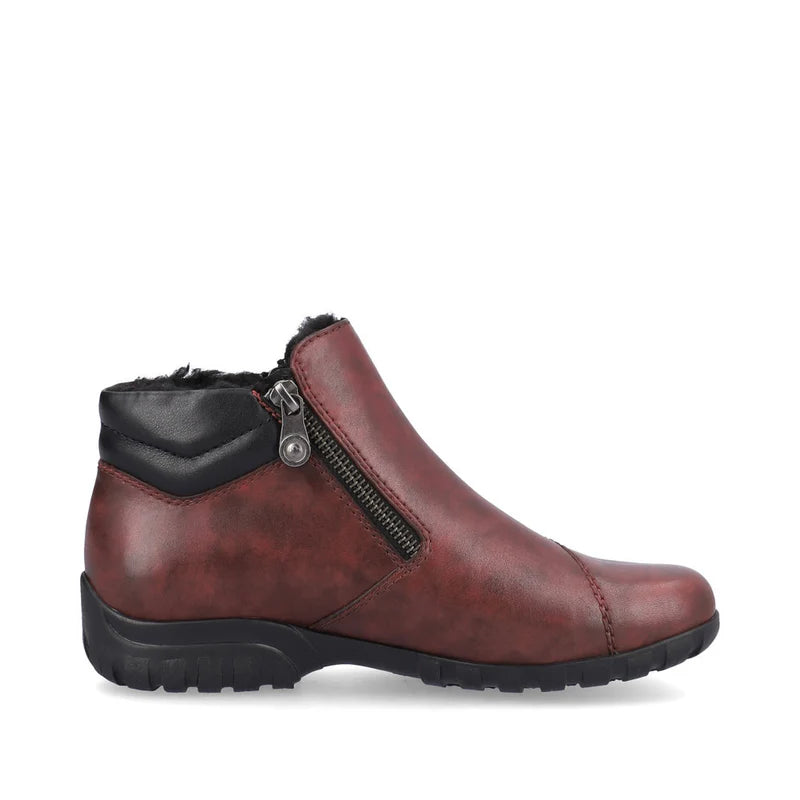 Reiker - Red Half Zip Boot