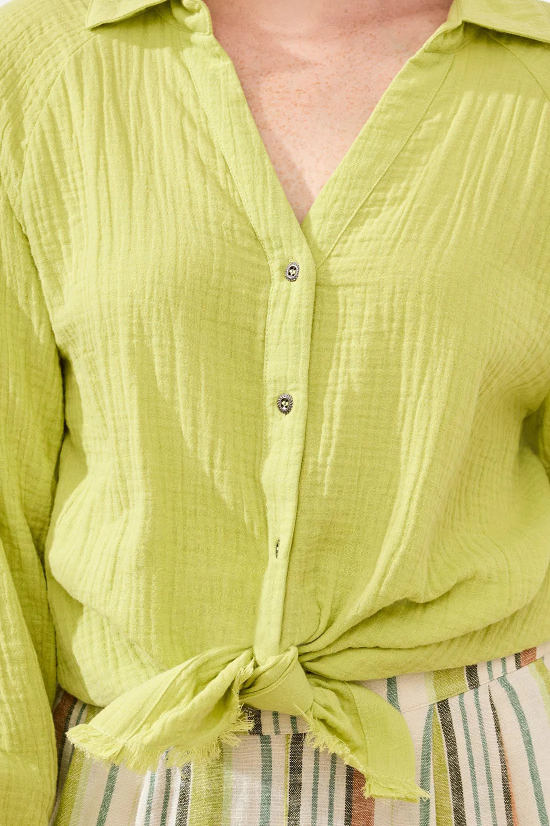 Raglan Sleeve shirt w/ raw edge