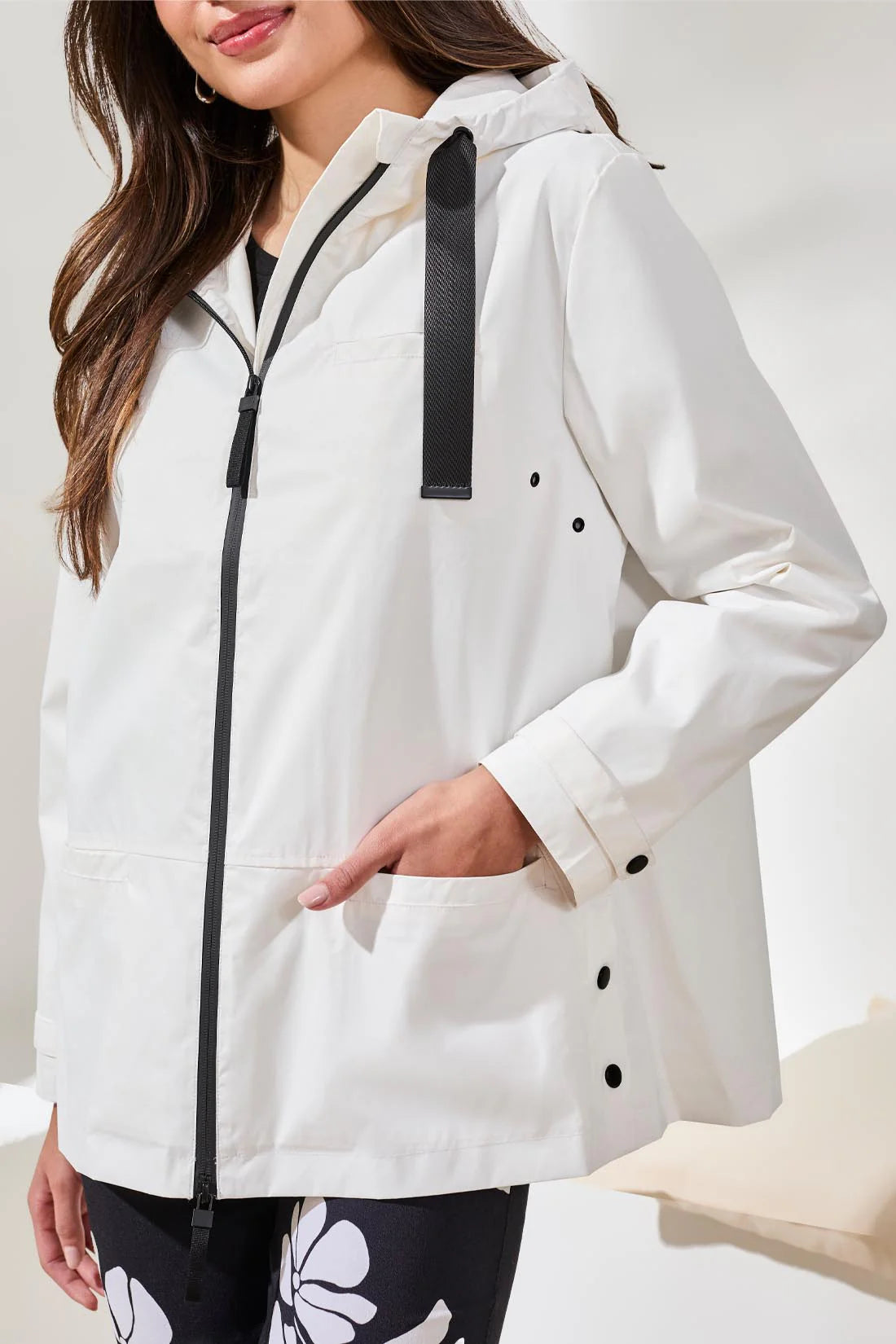 Long Sleeve Zip Front Raincoat w/Hood