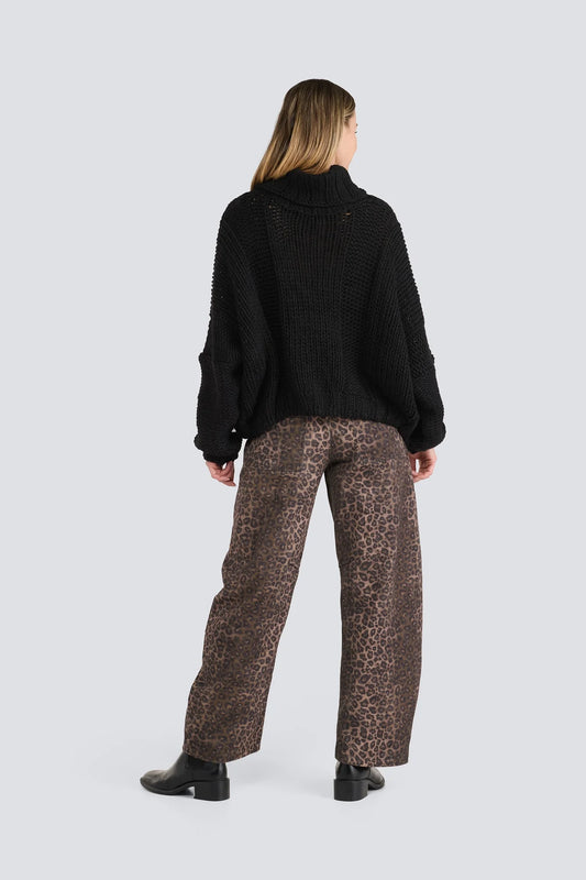 Leopard barrel jean