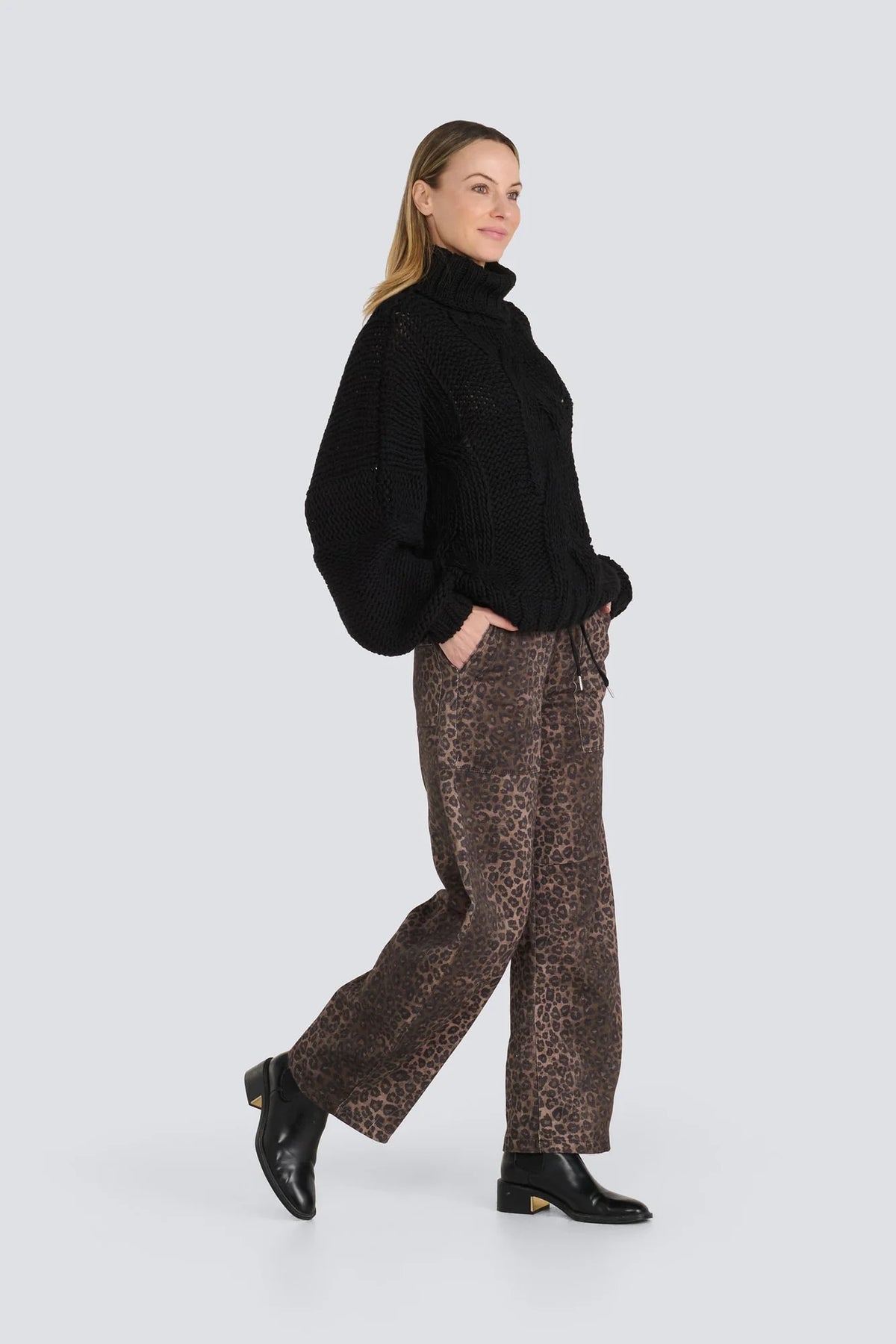 Leopard barrel jean
