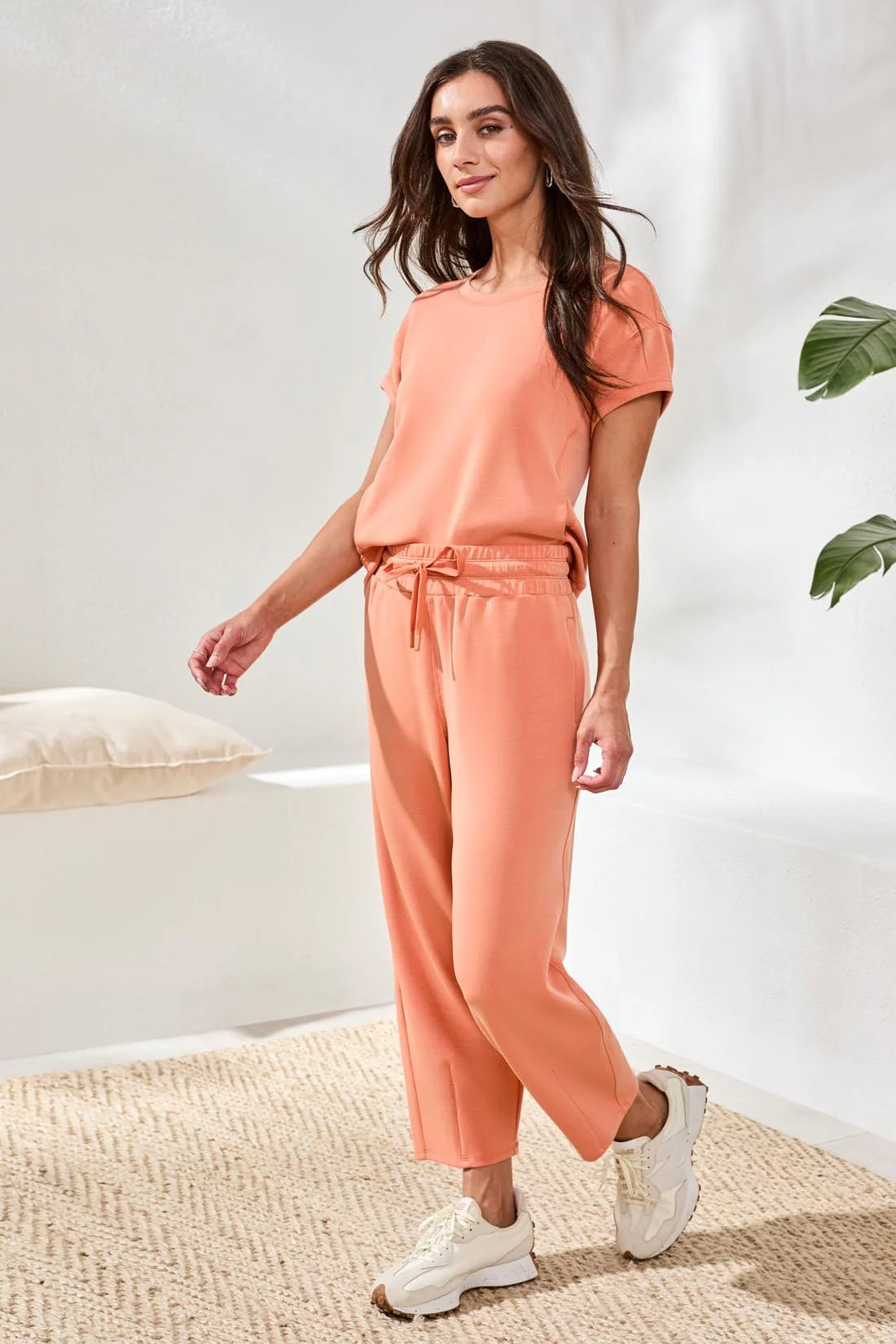 Soft Modal Barrel-Leg Elastic Waist Joggers