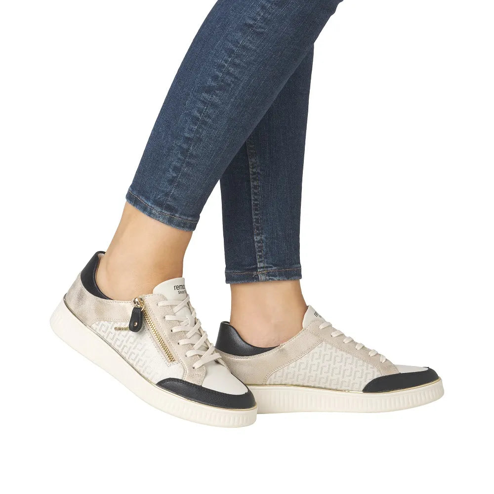 Noelani sneaker