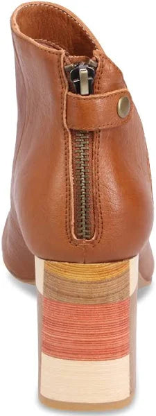 Django & Juliette - Yolly Heeled Boot